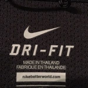 Nike Men’s Running Wind Breaker - Medium